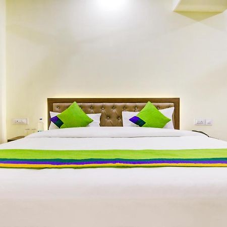 Itsy Hotels Oasis Inn Jalandhar Eksteriør billede