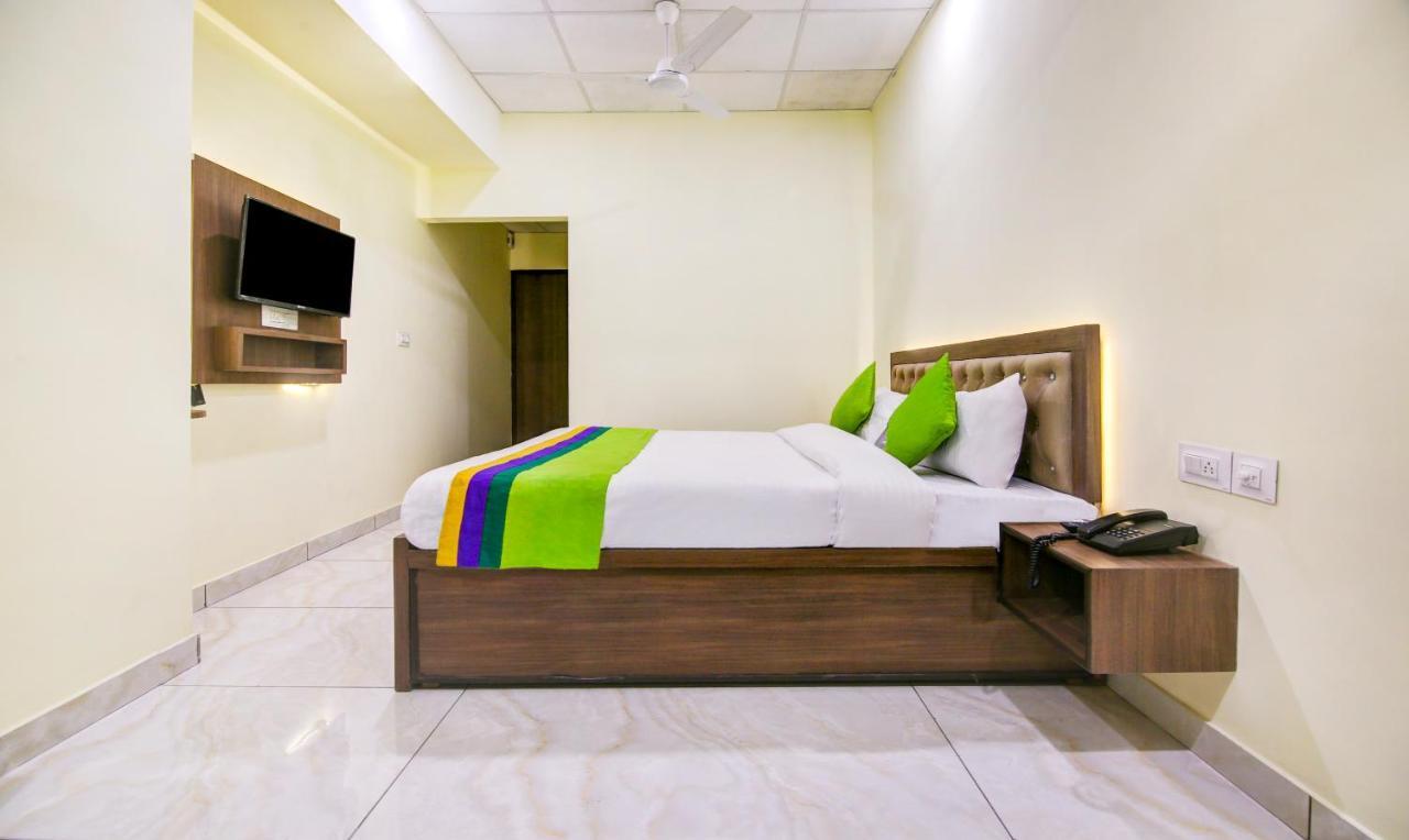 Itsy Hotels Oasis Inn Jalandhar Eksteriør billede