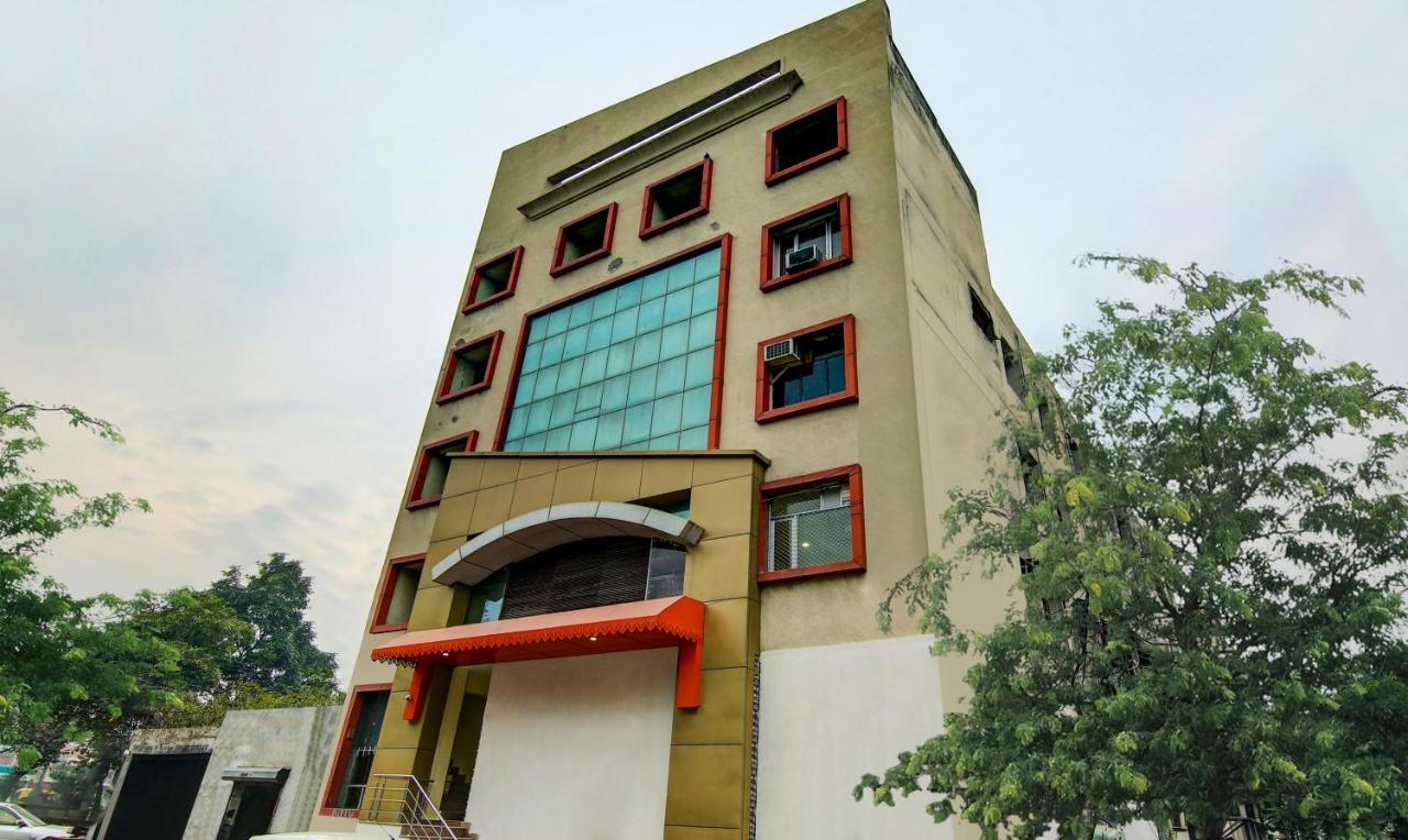Itsy Hotels Oasis Inn Jalandhar Eksteriør billede