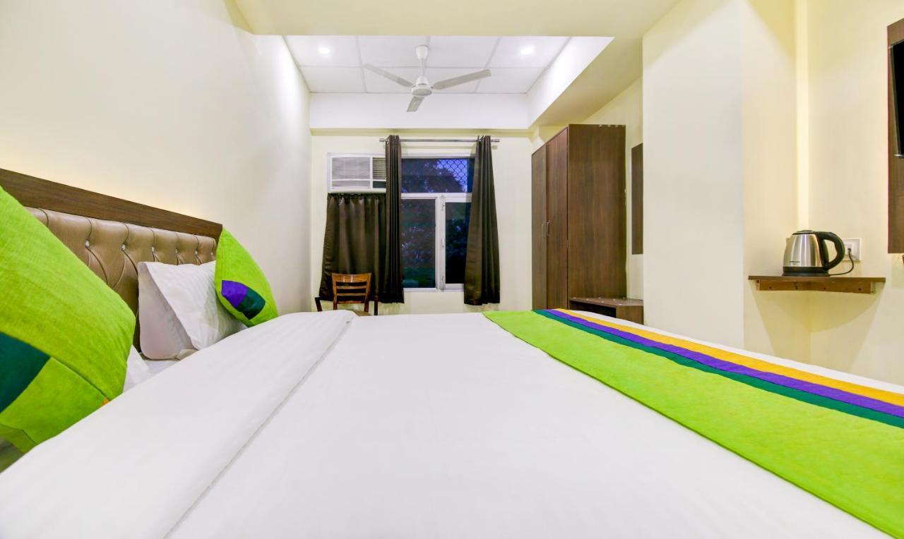 Itsy Hotels Oasis Inn Jalandhar Eksteriør billede